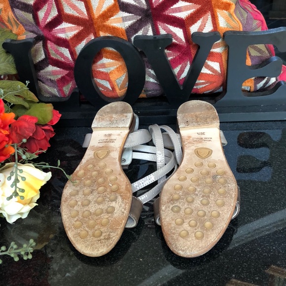 AGL Sandals - Picture 4 of 4